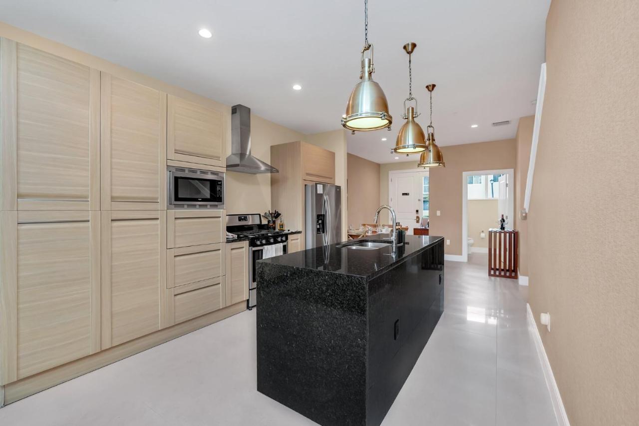Luxury Villa Less Than A Mile From Disneyworld -Bonus Elevator- 올랜도 외부 사진