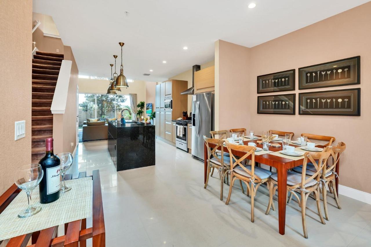Luxury Villa Less Than A Mile From Disneyworld -Bonus Elevator- 올랜도 외부 사진
